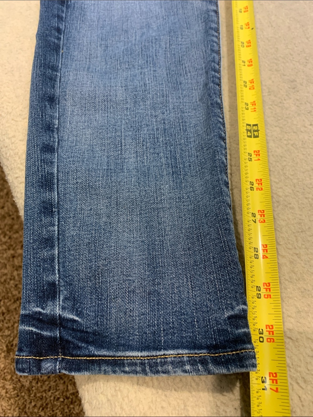 American Eagle Outfitters Women’s Skinny Jeans - Dark Blue Wash - Picture 5 of 9